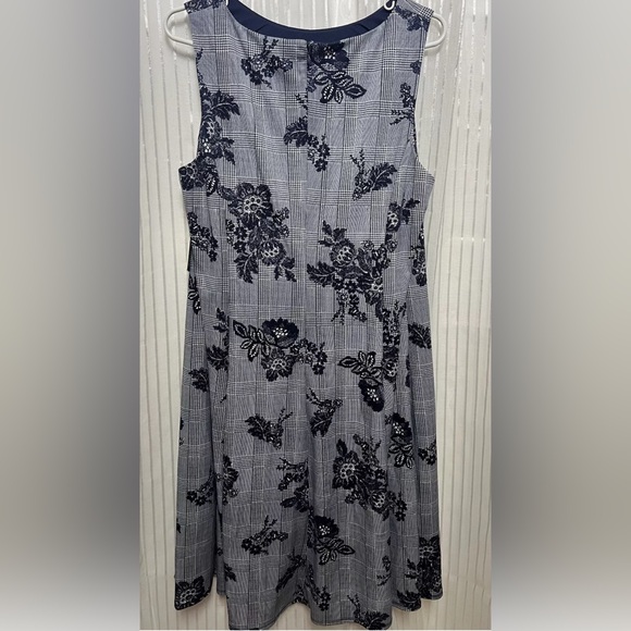“Sabina Blue” Designer Blue  Floral, Tiered Dress SZ: (1X) NWT - Picture 2 of 8
